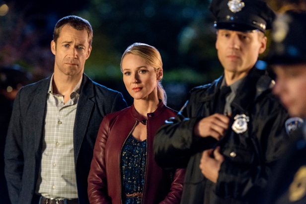 Deadly Deed A Fixer Upper Mystery Final Photo Assets