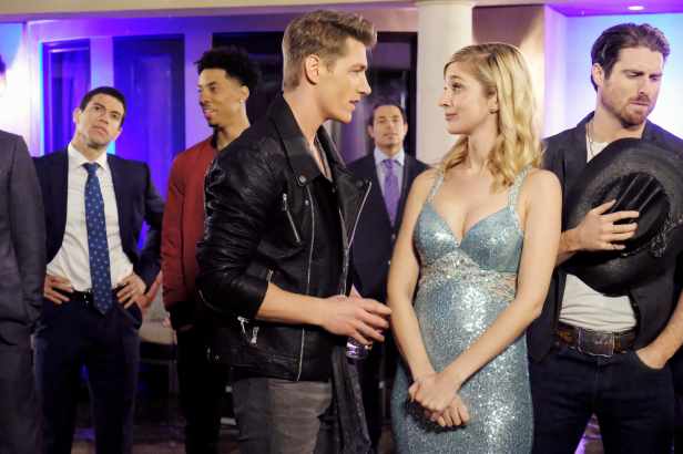 UnReal, Ep 302 "Shield"