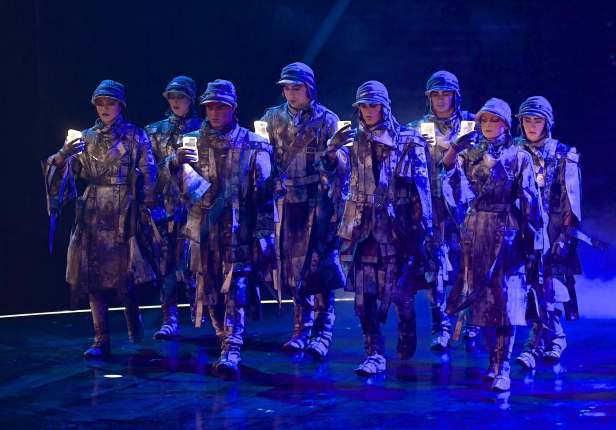 02_VOLTA_MEETING_ELA_003_Photo_credit_Michael_Kass_costumes_Zaldy